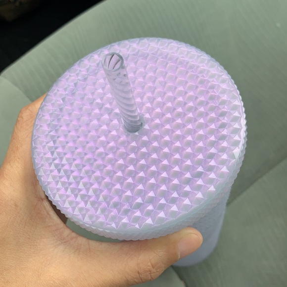 Starbucks Studded Iridescent Icy White Snow Venti Tumbler. Holiday 2021. NWT - Picture 4 of 7